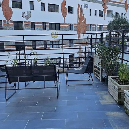 Apartamento Deluxe Flat With Garden_Tirana Exterior foto